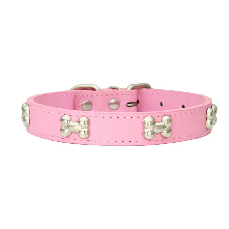 collier chien rose en cuir avec motif os metal