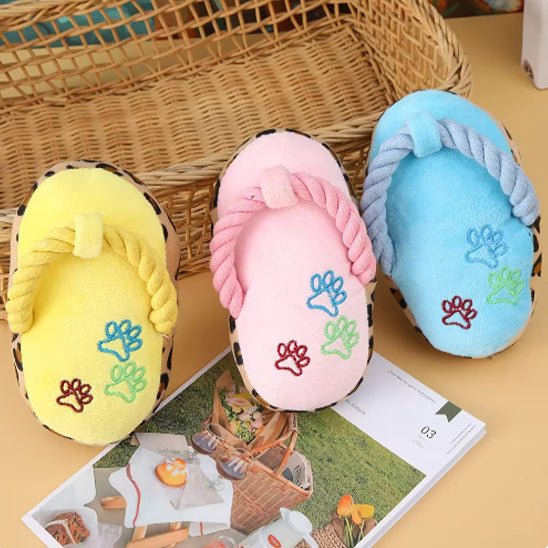 jouet pour chien modèle trois couleur peluche pantoufle